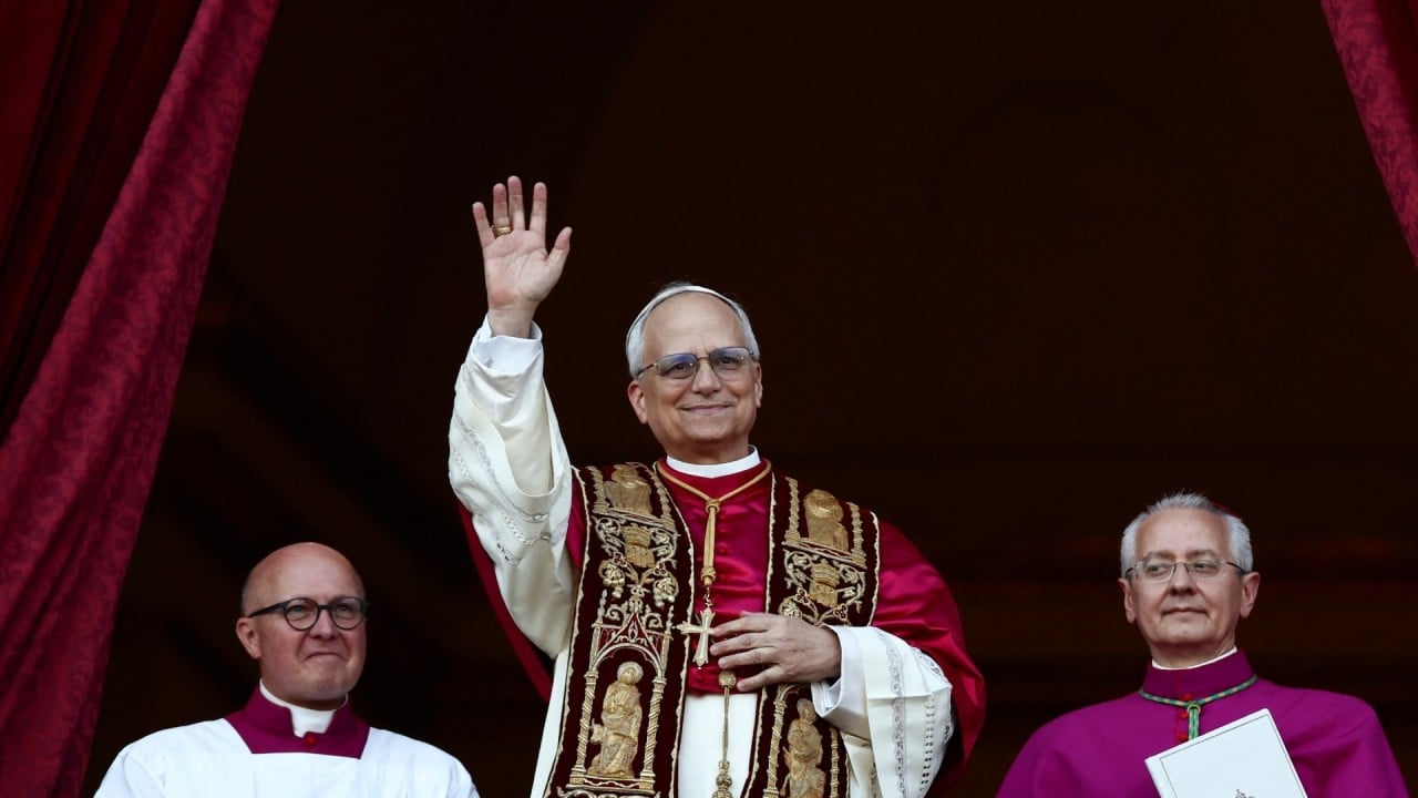 Robert Francis Prevost assistiu à série Conclave e curtiu jogos de palavras antes de se tornar o Papa Leão XIV